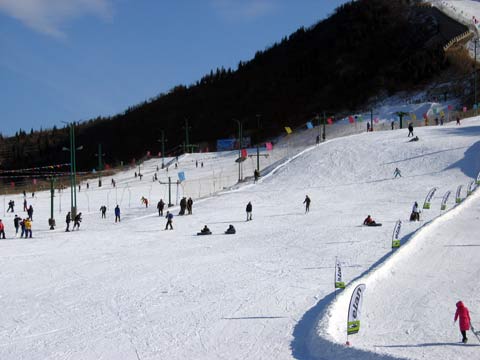 大圍山滑雪場門票（瀏陽大圍山野外滑雪場門票團購平日198元/周末228）