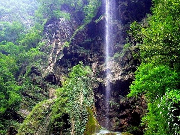 長沙到武隆天生三橋-仙女山-黑山谷雙飛4日游旅游