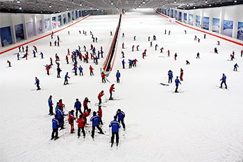 長沙到瀏陽瑞翔滑雪場+真人CS一日游