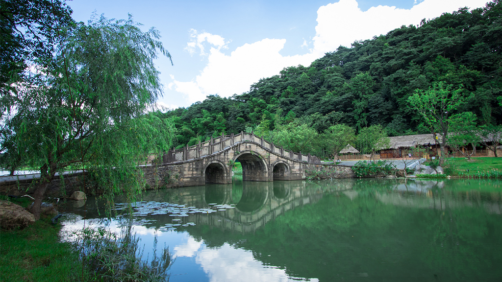 長沙到常德桃花源、湘西九天洞、探秘茅巖河、